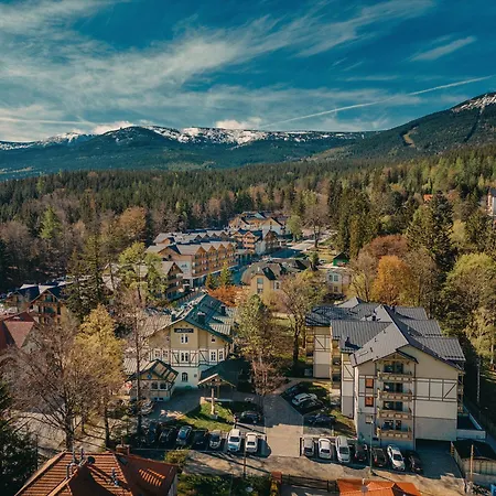 Platinum Adults Daire